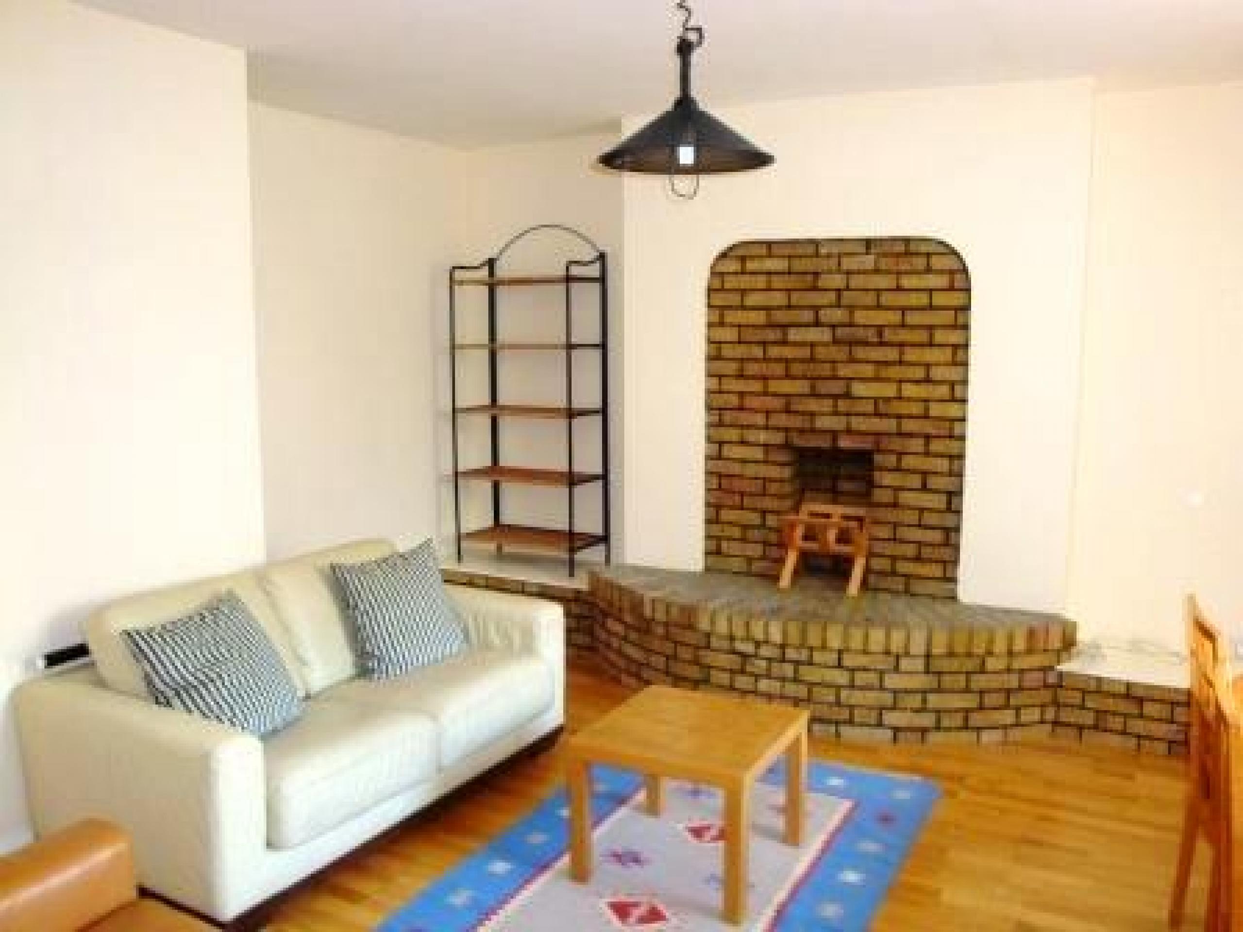 			NEW INSTRUCTION / GARDEN FLAT, 3 Bedroom, 1 bath, 1 reception Flat			 Priory Road, WEST HAMPSTEAD NW6